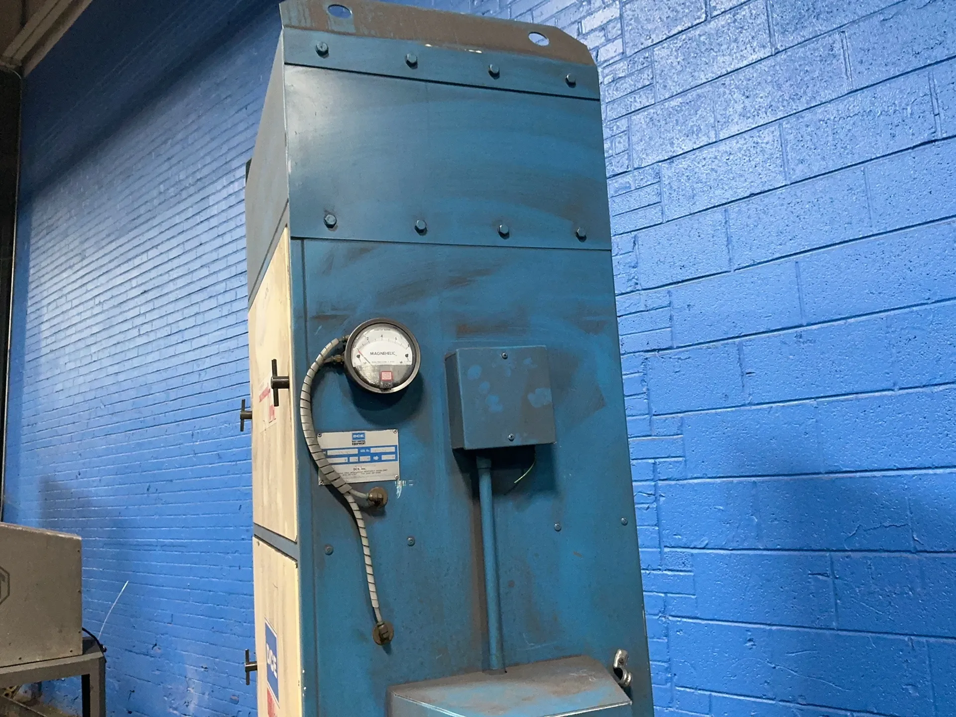 DCE #UMA102K3AD, Dust Collector, 2 HP, 230 V. - Image 5
