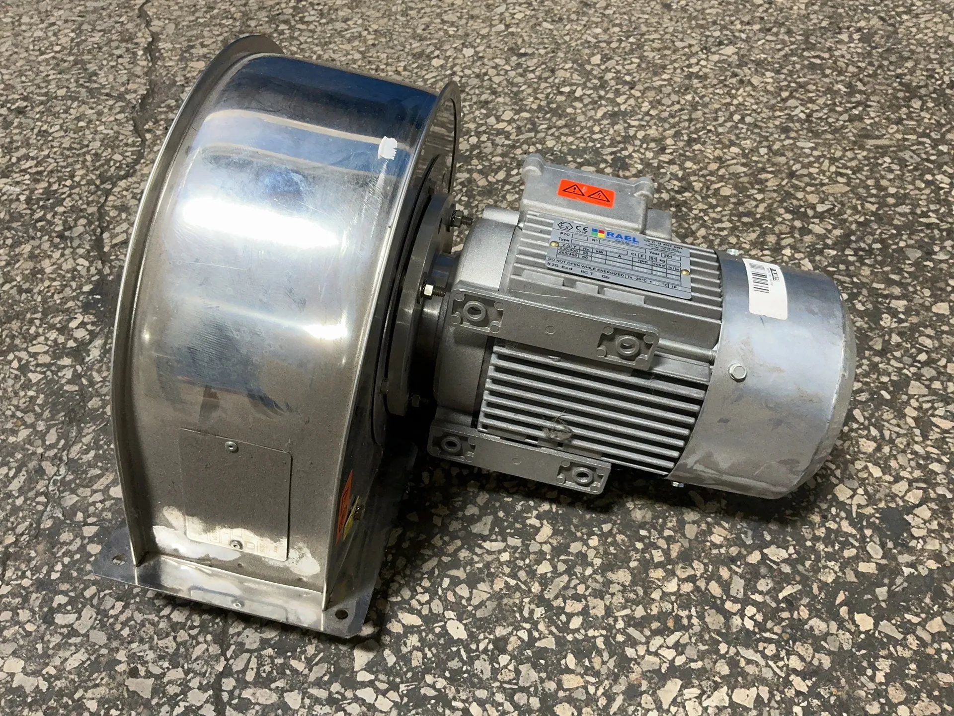 Dynair #DIC-ATX-120, Centrifugal Blower Fan, stainless steel housing, .25 KW, 2800 RPM, 230/400 V., 2016 - Image 1