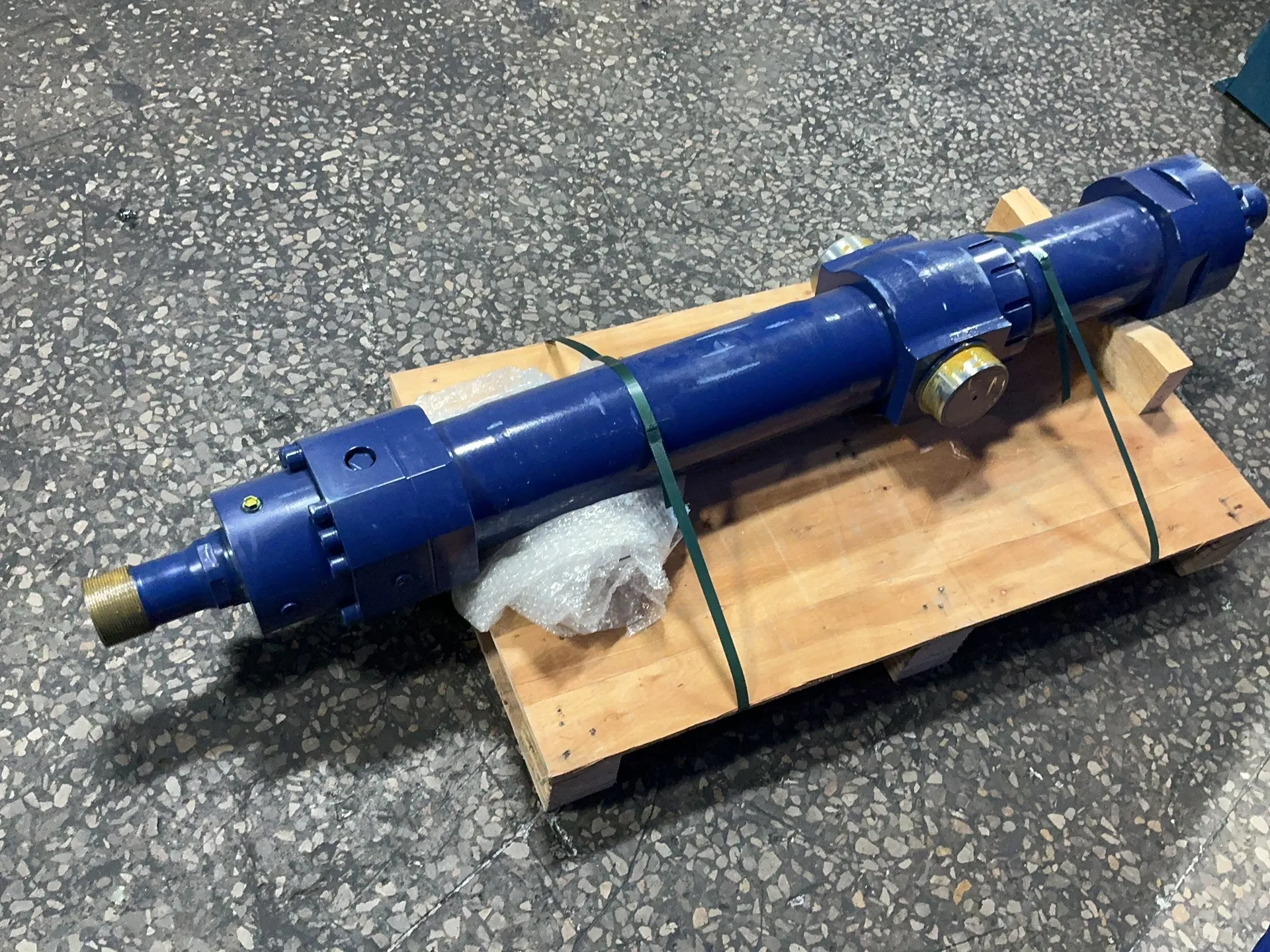Glual Energy #C1L-G114-140/90X1056, Pitch Cylinder, 220 bar - Image 4