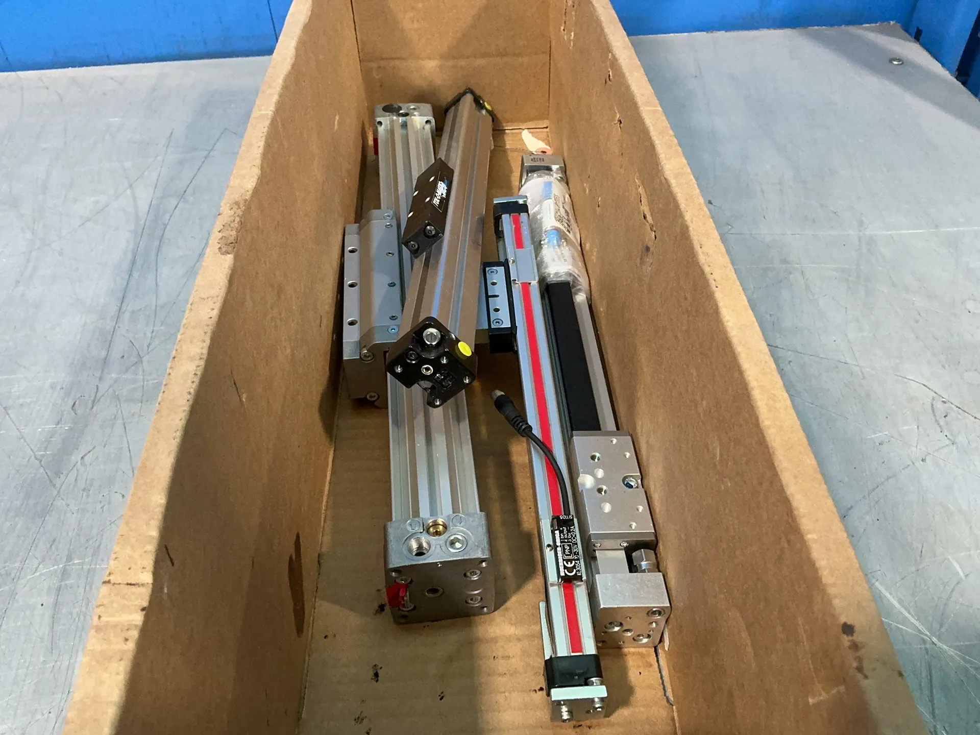 Hoerbiger-Origa / Tol-O-Matic, Misc. Linear Guide Rails - Image 1