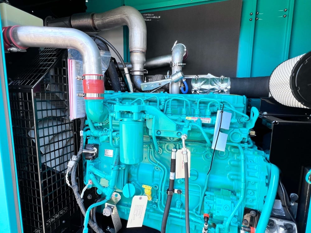 200kW, Cummins C200D6D Standby, Tier 3, sound attenuated enclosure, 277/480V, 0 Hours, 2026, $69.9k - Image 3