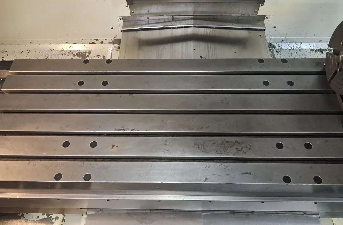 Haas #VF-3B, 4-Axis CNC Vertical Machining Center, 40" X, 20" Y, 25" Z, 48" x 18" table, 30 HP, 10,000 RPM - Image 10