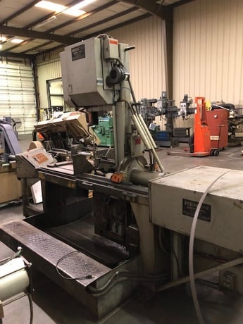18" x 18" Hem #V100LA-2, fully automatic vertical band saw, 171" x1.5" blade, 5 HP, 1996 - Image 4