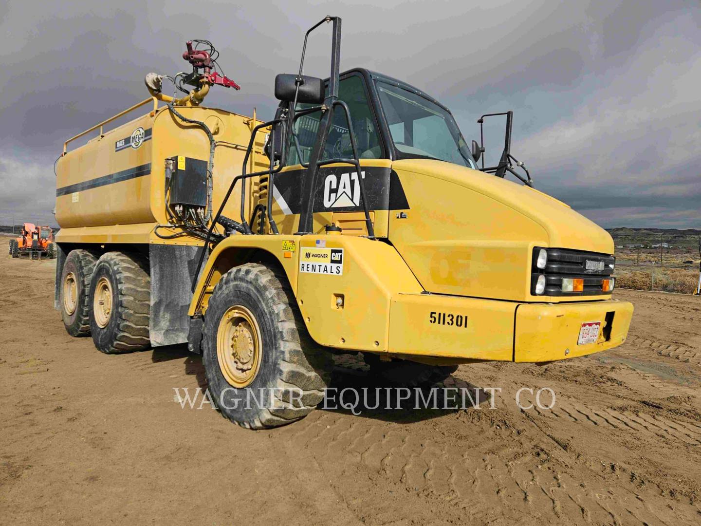 Caterpillar 730, Water Wagon, 9763 hours, S/N: B1M04049, 2013 - Image 2