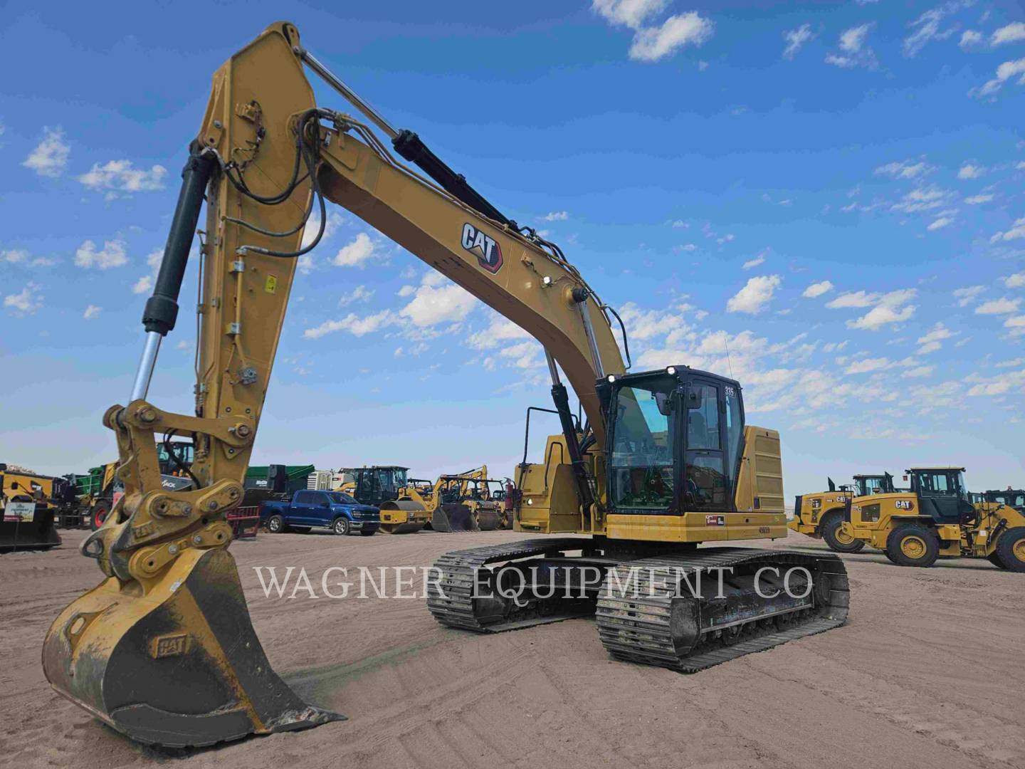 Caterpillar 33507, 3625 hours, S/N: XBE10307, 2023 - Image 1