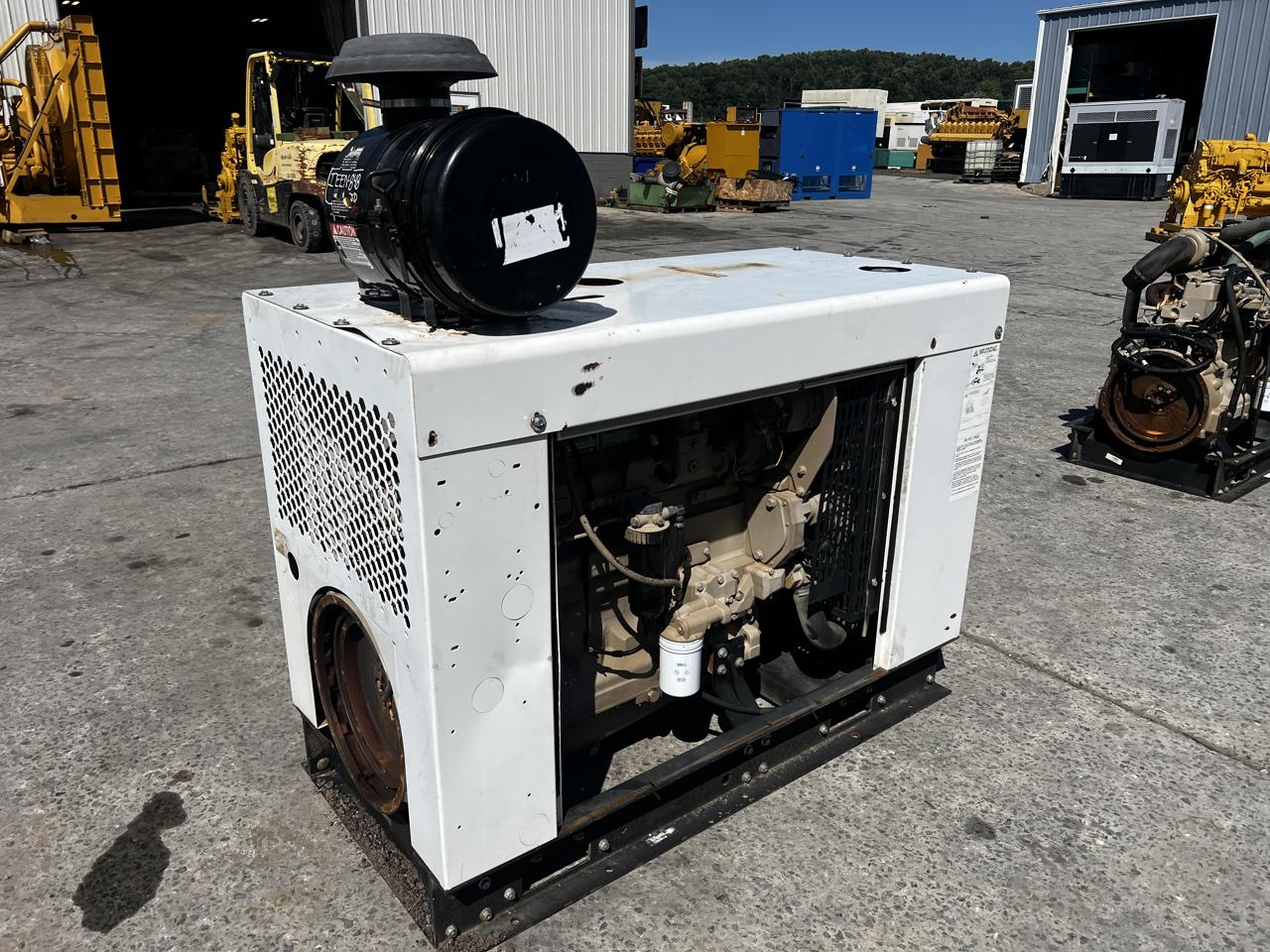 225 HP John Deere #6068HF285, 6.8 liter diesel power unit w/ radiator, EPA Tier 3 pre-emission, 11-1/2" - Image 2