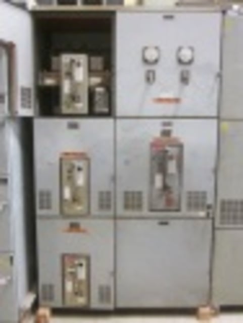 1600 Amps, Siemens-Allis, LA-1600, manually operated, drawout, #AB3166 - Image 4