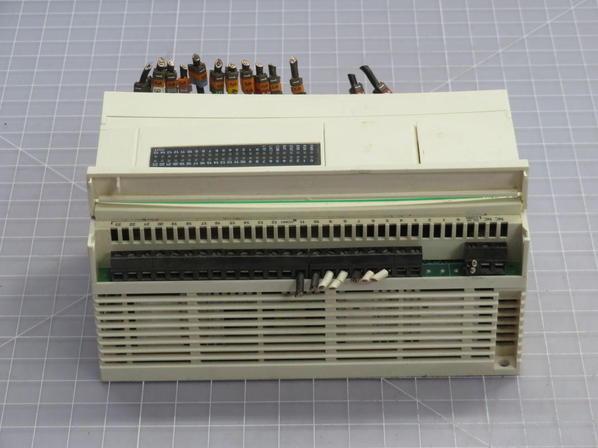 Schneider Electric #TWDLCDE40DRF, compact PLC base, 24 inputs, 16 relay outputs, 24 Volts DC - Image 3