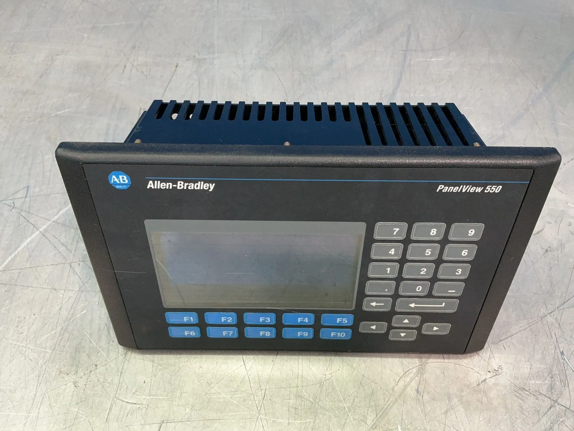 Allen-Bradley #2711-B5A2, PanelView 550 operator interface panel, 3" x 5" screen, 36 VA, 0.25/0.15 amp - Image 2