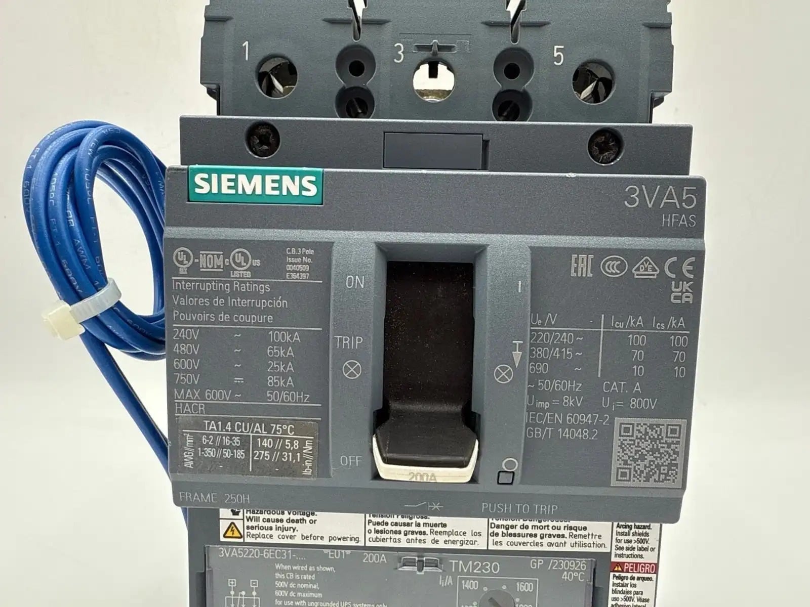 200 Amps, Siemens #3VA5220-6EC31-0AA0, Circuit Breaker, 3-Pole, 600 Volts, Shunt Trip, NEW - Image 3