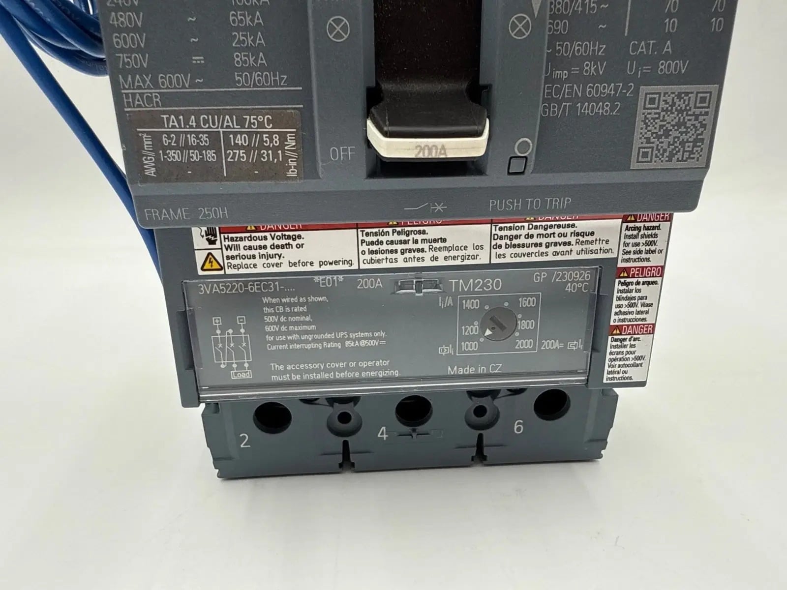 200 Amps, Siemens #3VA5220-6EC31-0AA0, Circuit Breaker, 3-Pole, 600 Volts, Shunt Trip, NEW - Image 4
