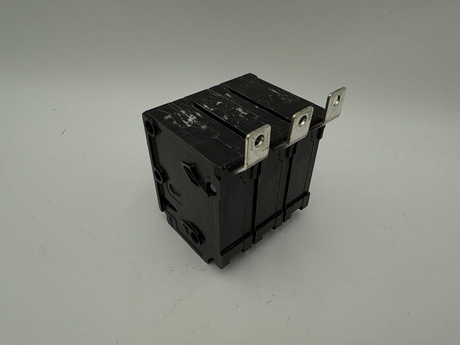 30 Amps, Siemens #B330HH, Circuit Breaker, 3-Pole, 240 Volts, 65kA, Bolt-On - Image 6