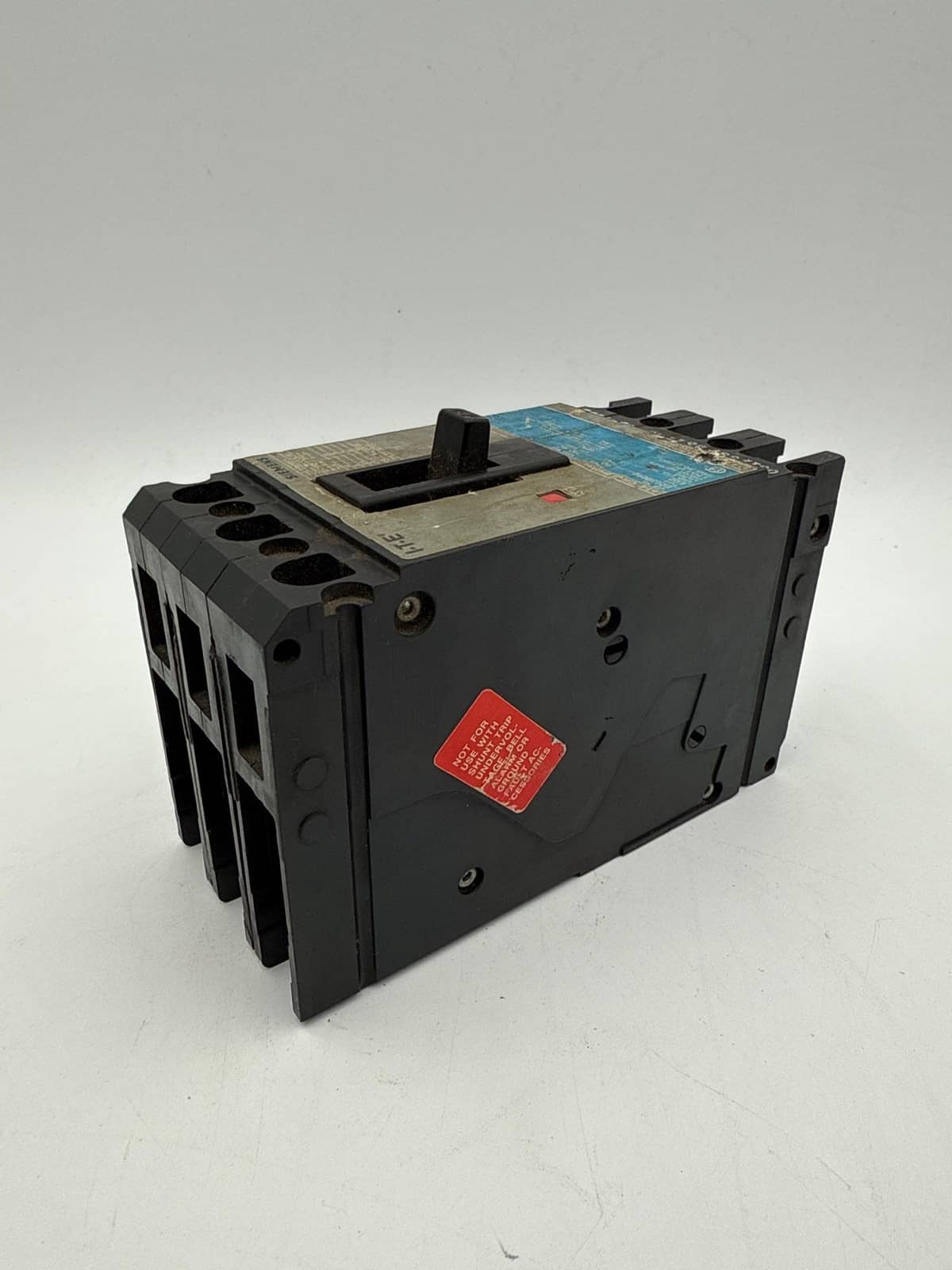 40 Amps, Siemens #ED23B040, Circuit Breaker, 3-Pole, 240 Volts - Image 6