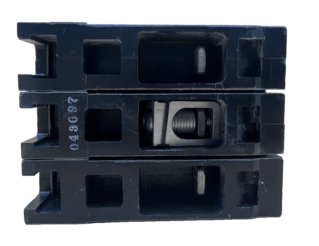 125 Amps, Siemens #ED43B125, Circuit Breaker, 3-Pole, 480 Volts, Bolt-On - Image 6
