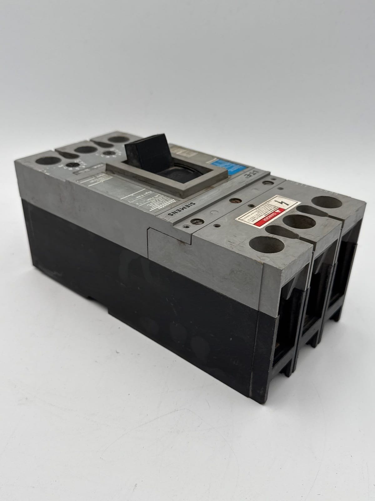 125 Amps, Siemens #FXD63B125, Circuit Breaker, 3-Pole, 600 Volts (2 available) - Image 6