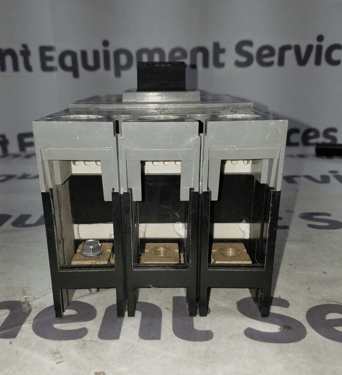 200 Amps, Siemens #FXD63B200, Circuit Breaker, 3-Pole, 600 Volts, Bolt-On - Image 6