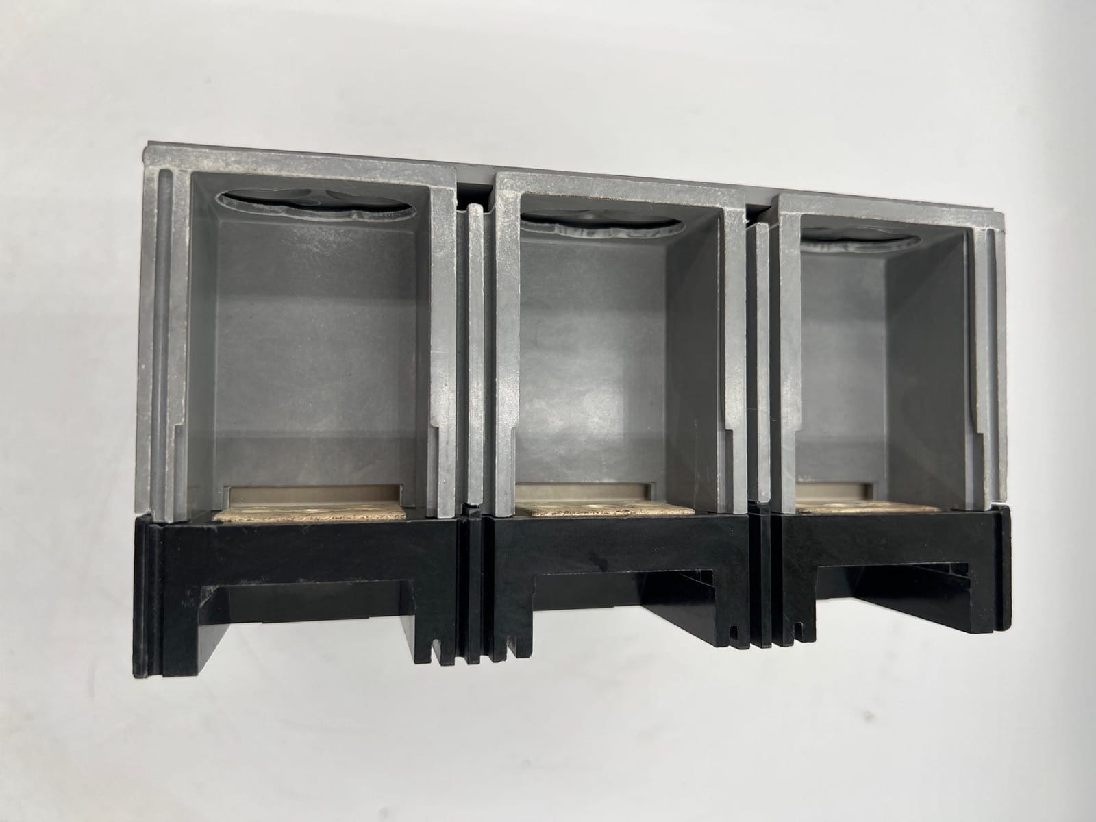 300 Amps, Siemens #JXD23B350, Circuit Breaker, 3-Pole, 240 Volts - Image 7