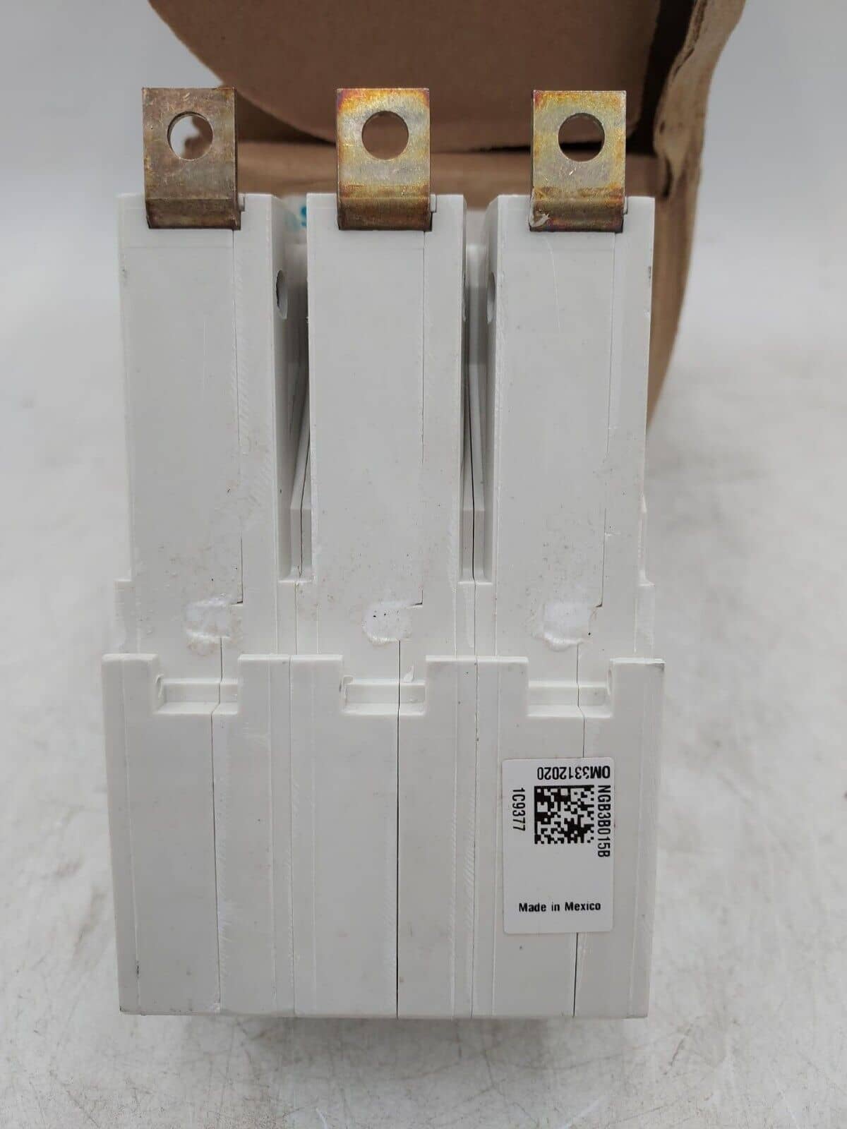 15 Amps, Siemens #NGB3B015B, Circuit Breaker, 3-Pole, 480 Volts, Bolt-On, NEW - Image 4