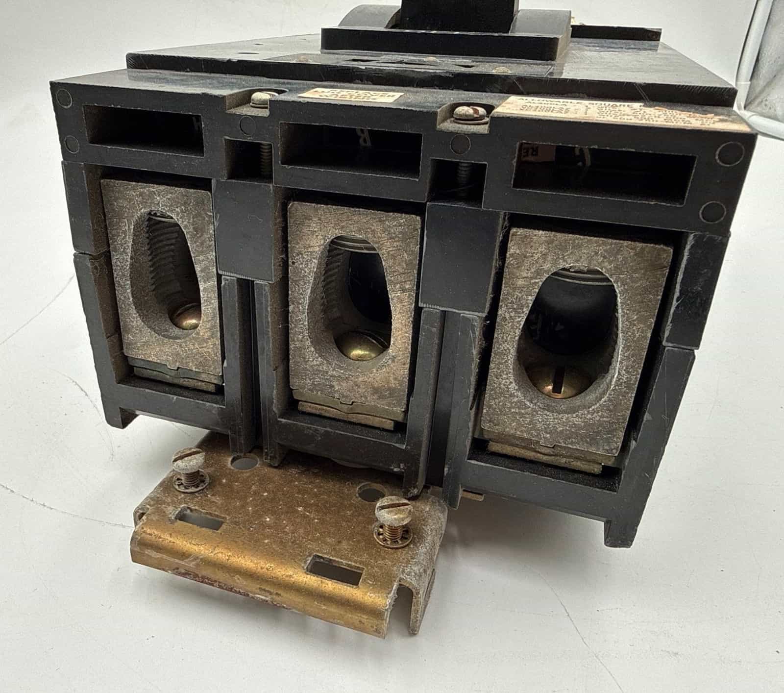 300 Amps, Square D #LA, I-Line Circuit Breaker, 3-Pole, 600 Volts - Image 4