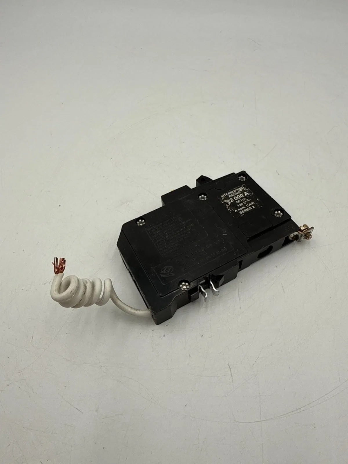 20 Amps, Square D #QOB120VHGFI, Circuit Breaker, 1-Pole, 120 Volts, 22kA - Image 5