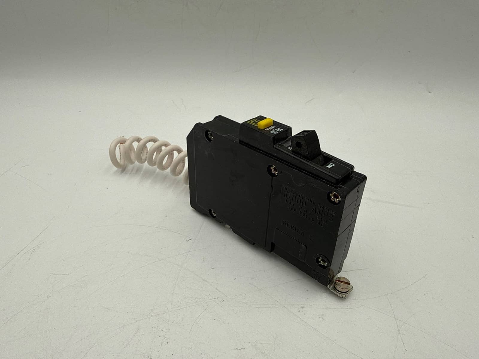 30 Amps, Square D #QOB130GFI, Circuit Breaker, 1-Pole, 120 Volts - Image 4