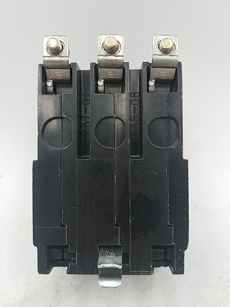 15 Amps, Square D #QOB315, Circuit Breaker, 3-Pole, 240 Volts, 10kA, Bolt-On - Image 2