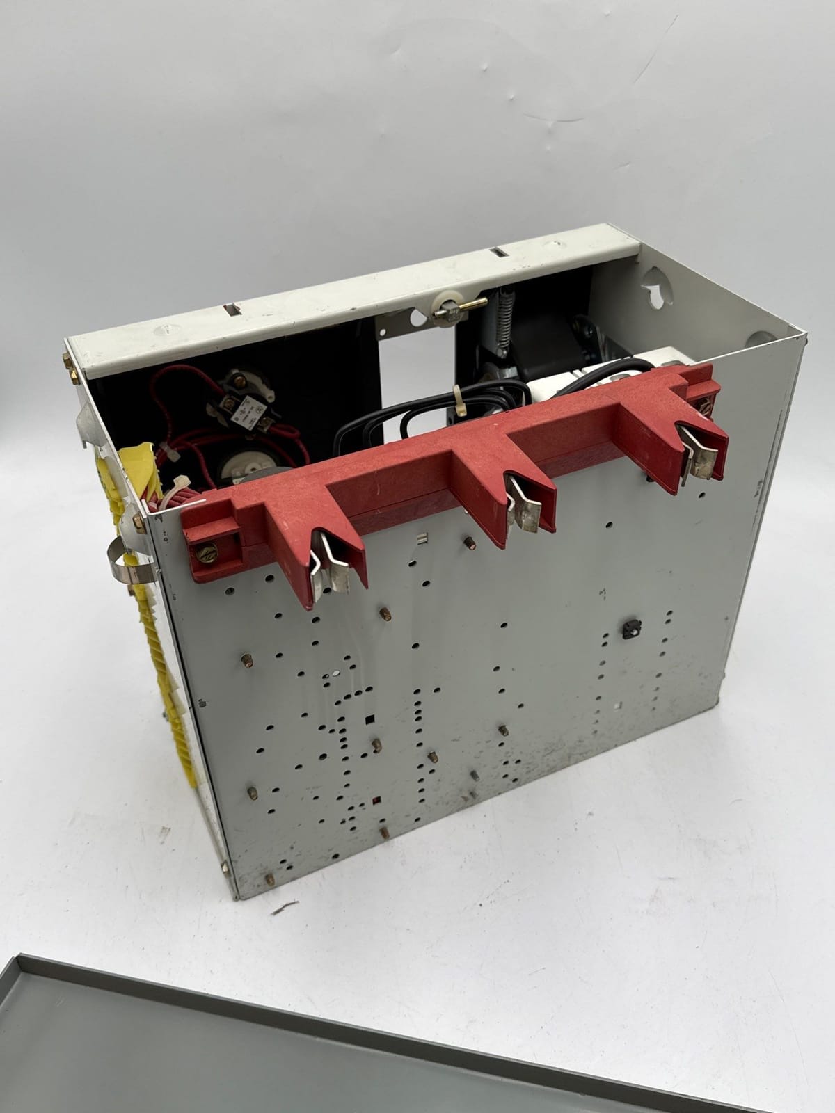 Eaton #Freedom-2100, 12", 3 Amp, MCC Combo Bucket HMCP003A0C Size 1 Starter - Image 7