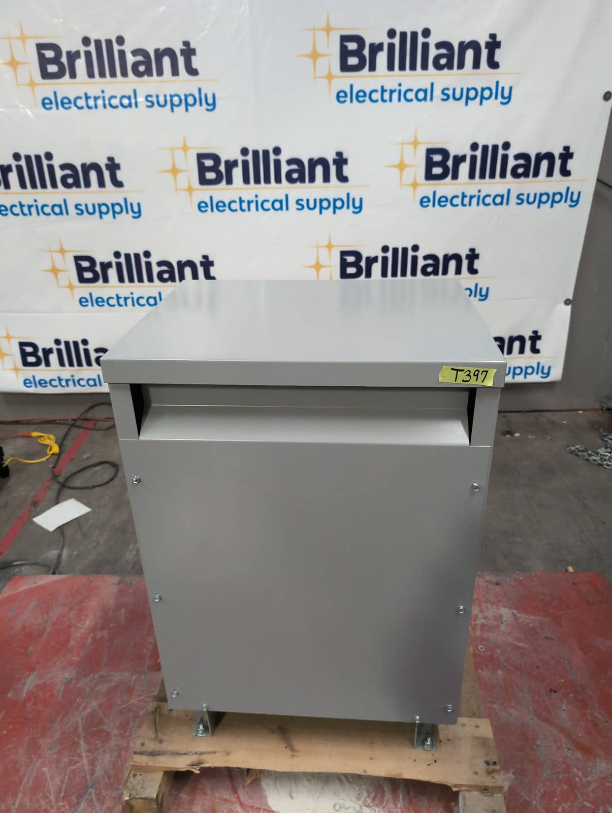 25 KVA 480 Primary, 208 Secondary, Eaton #T48M29F2516CUSRLS42, Dry Type Transformer, 3 Phase, Indoor, NEW - Image 1