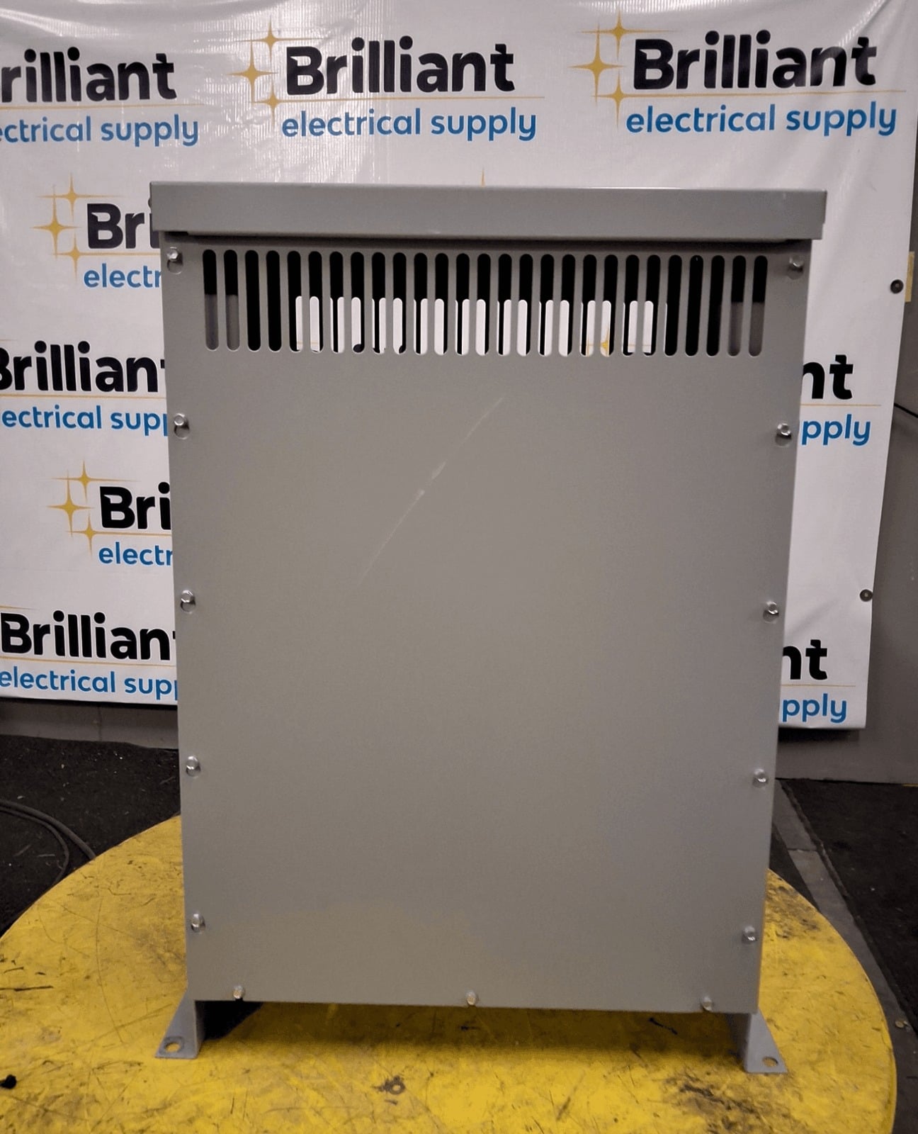 45 KVA 240 Primary, 208/120 Secondary, General Electric #9T10A1613, Dry Type Transformer, 3 Phase, NEMA 3R - Image 9