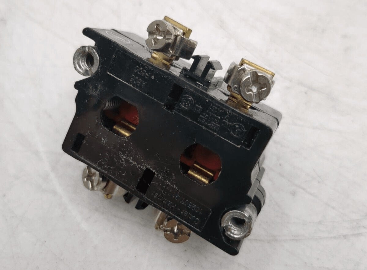 Cutler-Hammer #10250T3, Contact Block - Image 2