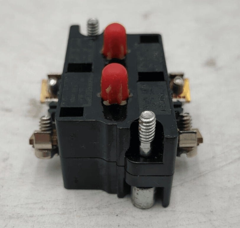 Cutler-Hammer #10250T3, Contact Block - Image 3