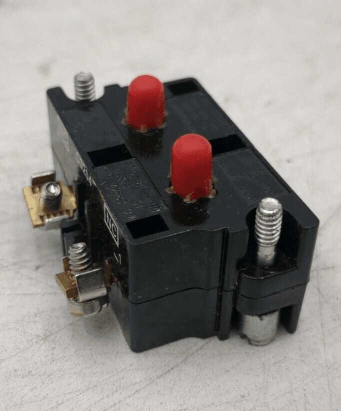 Cutler-Hammer #10250T3, Contact Block - Image 4