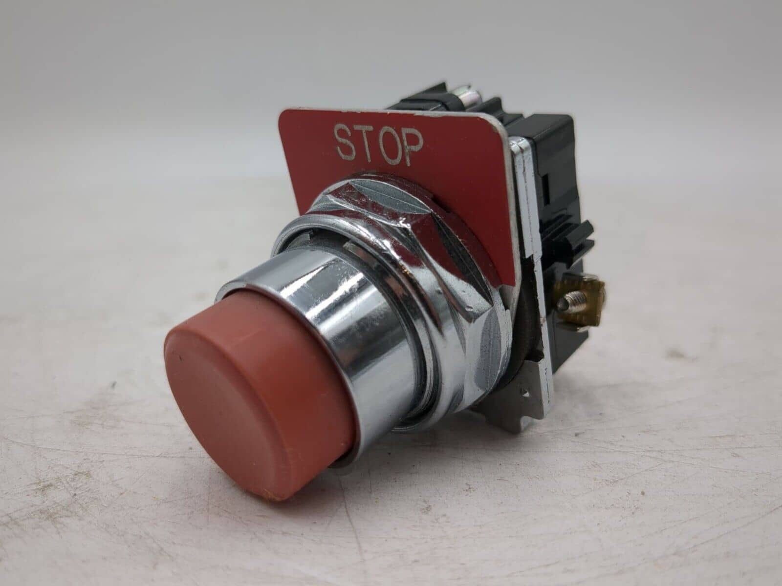 Cutler-Hammer #10250T51, Contact Block Stop Button - Image 4