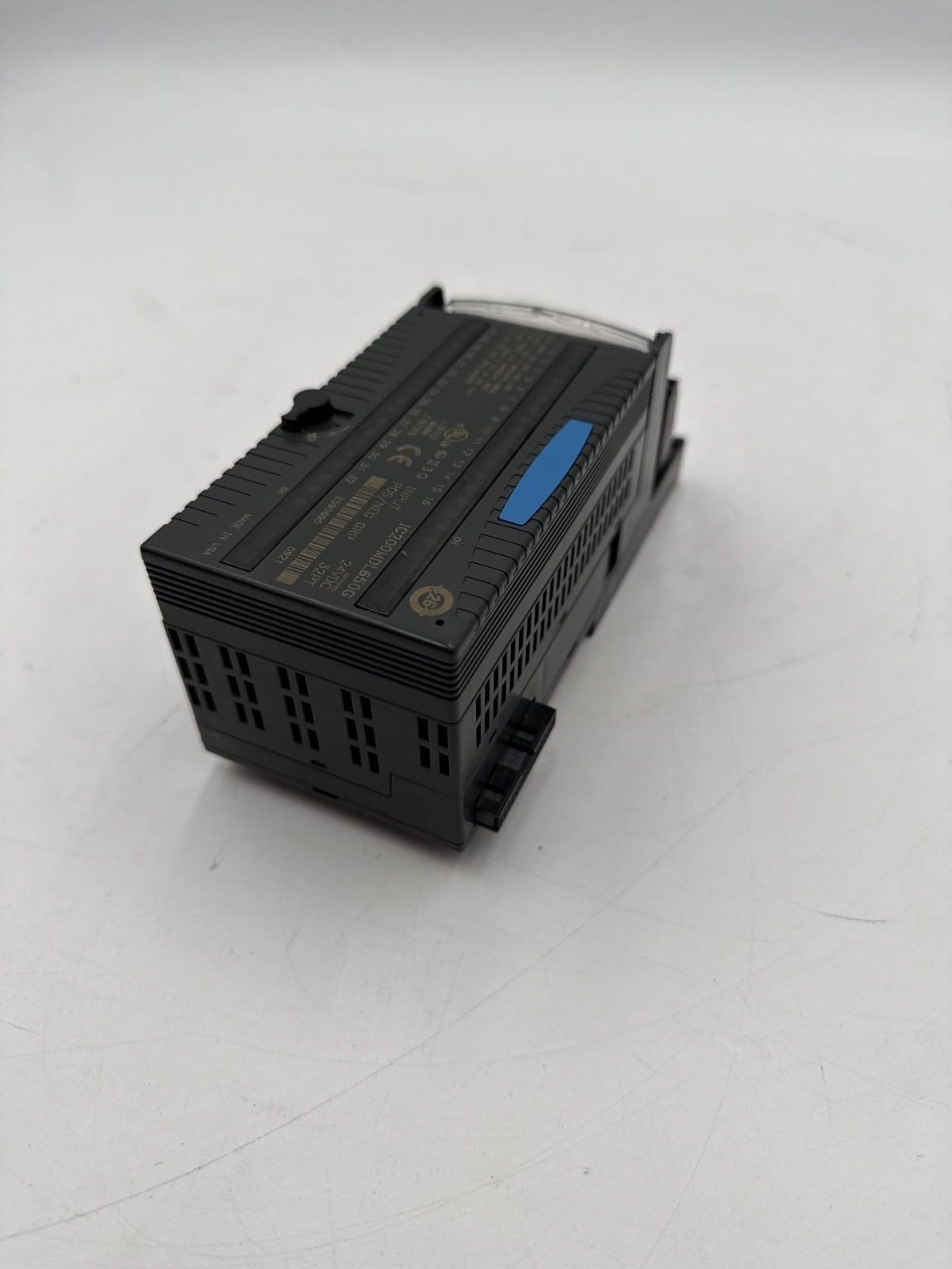 GE Fanuc #IC200MDL650G, VersaMax Input Module 24VDC 32 Point With Base - Image 6
