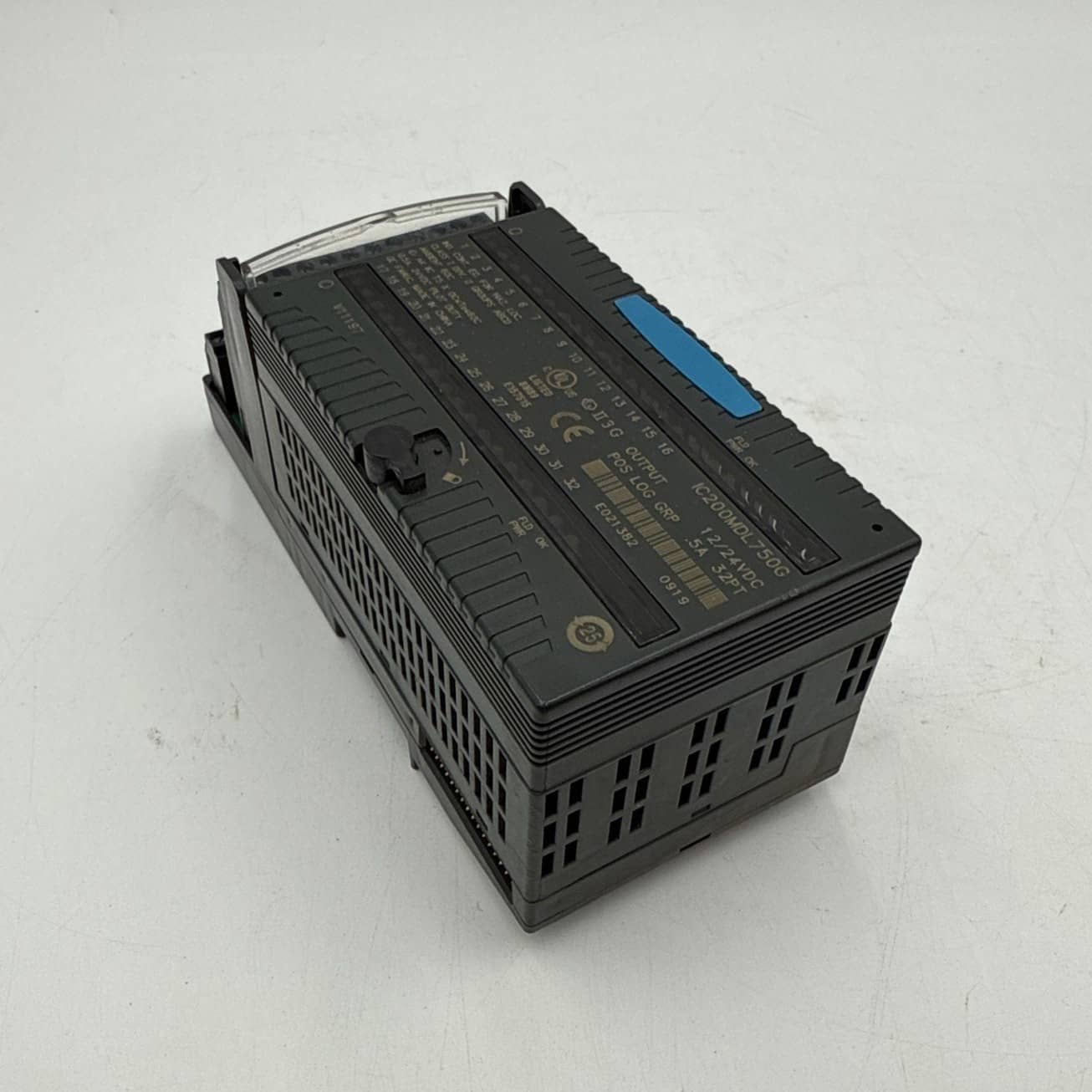 GE Fanuc #IC200MDL750G, VersaMax Output Module, 0.5 Amp, 32 Point 12/24VDC - Image 6