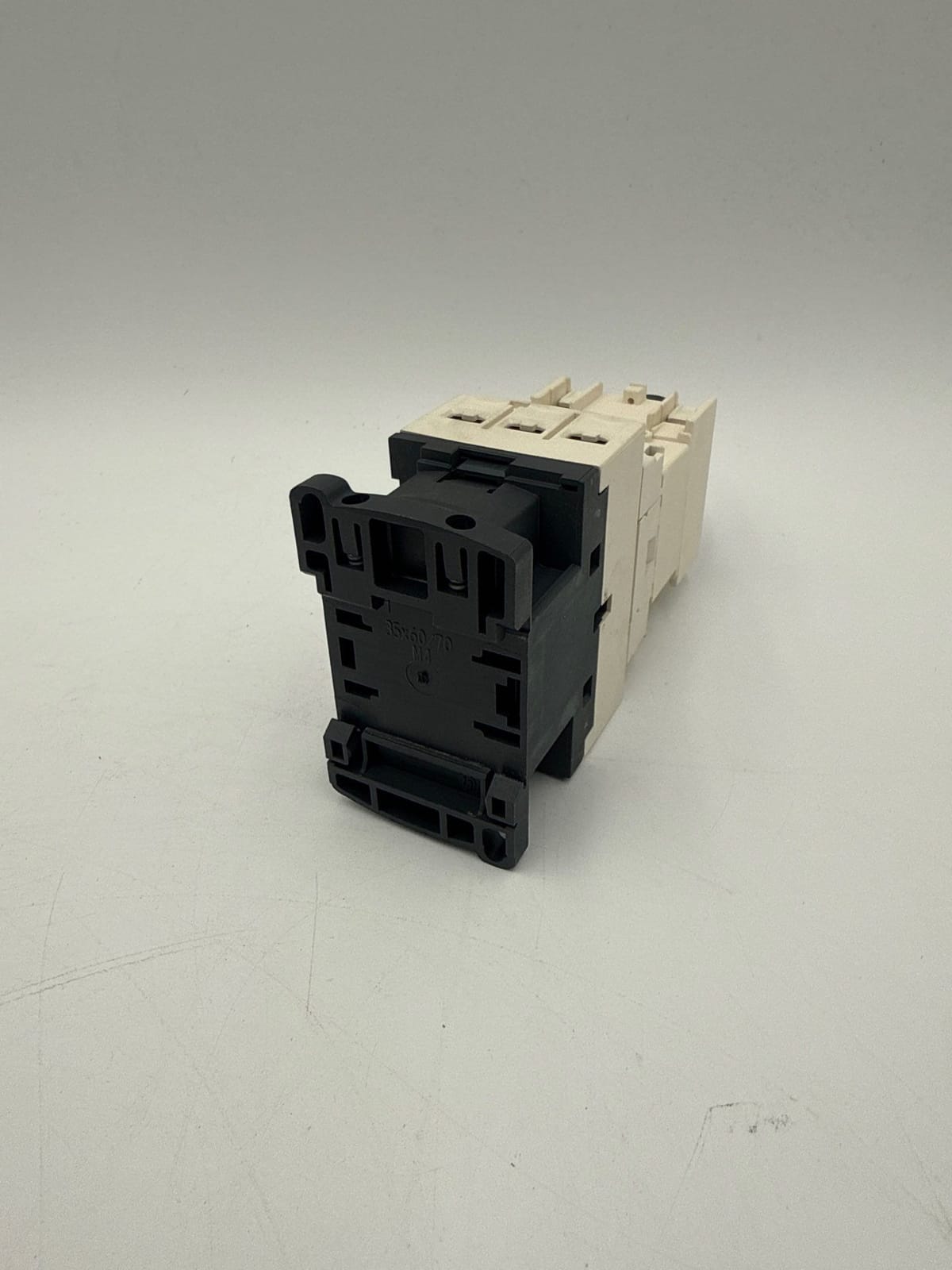 Telemecanique #CAD32G7, Contactor, 10 Amp, 600 Volts, 3-Pole, 120 Volts Coil, Time Delay Relay LADT2 - Image 7