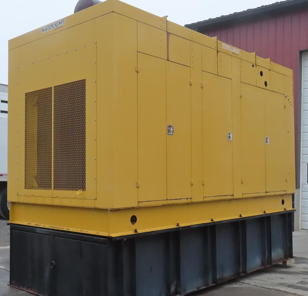 500 KW Kato light #D500FRZ4, diesel generator set, Cummins QSX15-G9 engine, 277/480 Volts, 3 phase, standby - Image 2