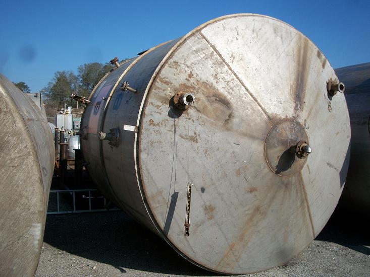 5500 gallon Stainless Steel Vertical Storage Tank, 9' 10" diameter x 10' straight side, cone top, flat - Image 2