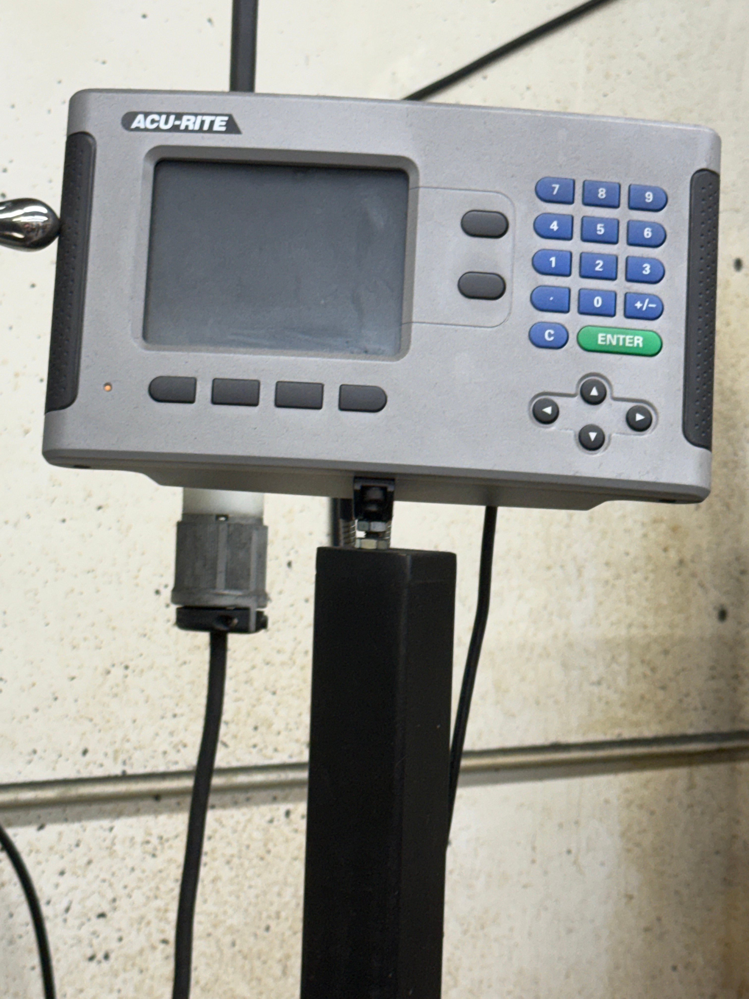 6" x 12" Harig #612, Surface Grinder, hand feed, 12-3/4" longitudinal travel, 3425 RPM, permanent magnetic - Image 5