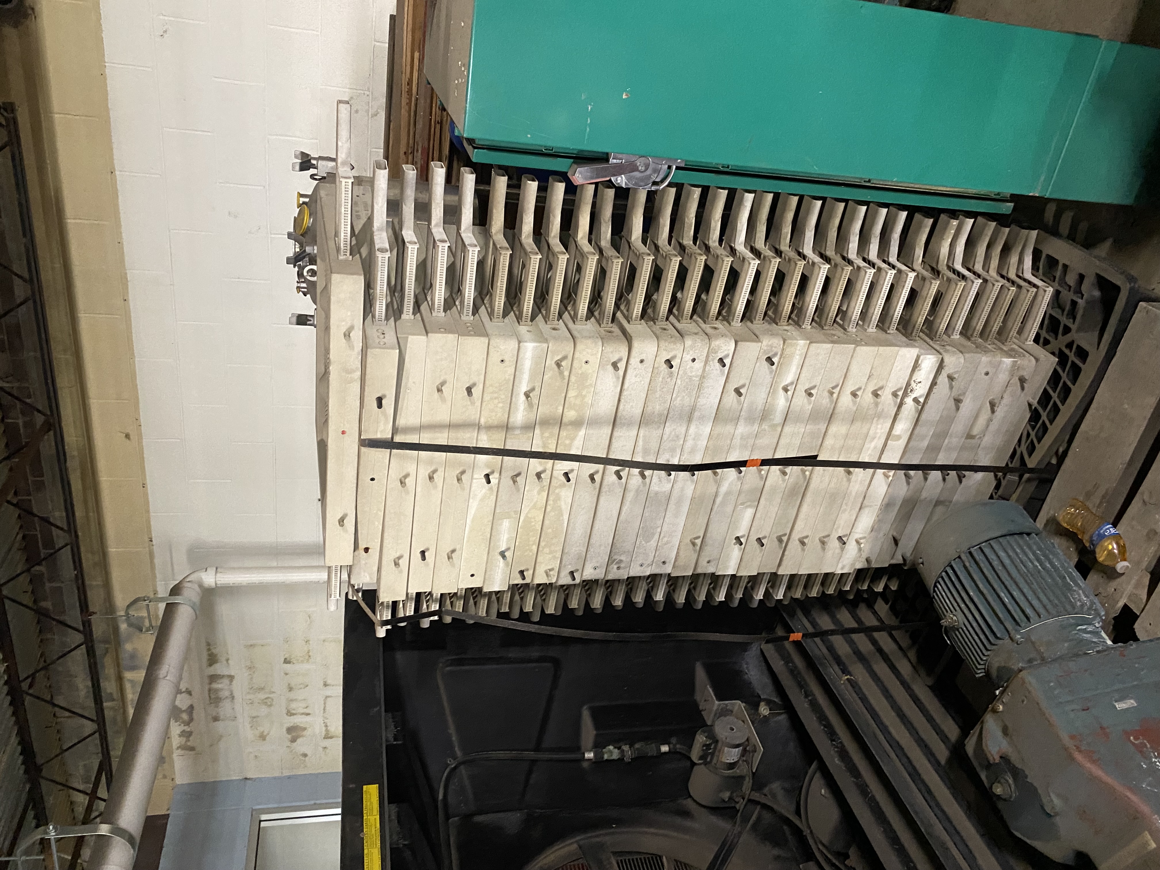 24" x 24" Hoesch #M-24-178.9-C-1.25-D-20-D-D, Polypropylene Recessed Plate Filter Press, 178 sq.ft., 8.7 - Image 10