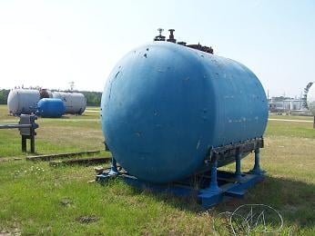 4000 gallon Pfaudler, Glass Lined Pressure Storage Tank, Horizontal, #3313 glass, 102" diameter x 96" - Image 2