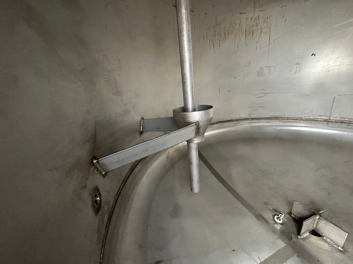 1600 gallon Savannah Tank, 316 Stainless Steel Vertical Tank, 6' diameter x 6' 3" straight side, 2 psi/FV @ - Image 4