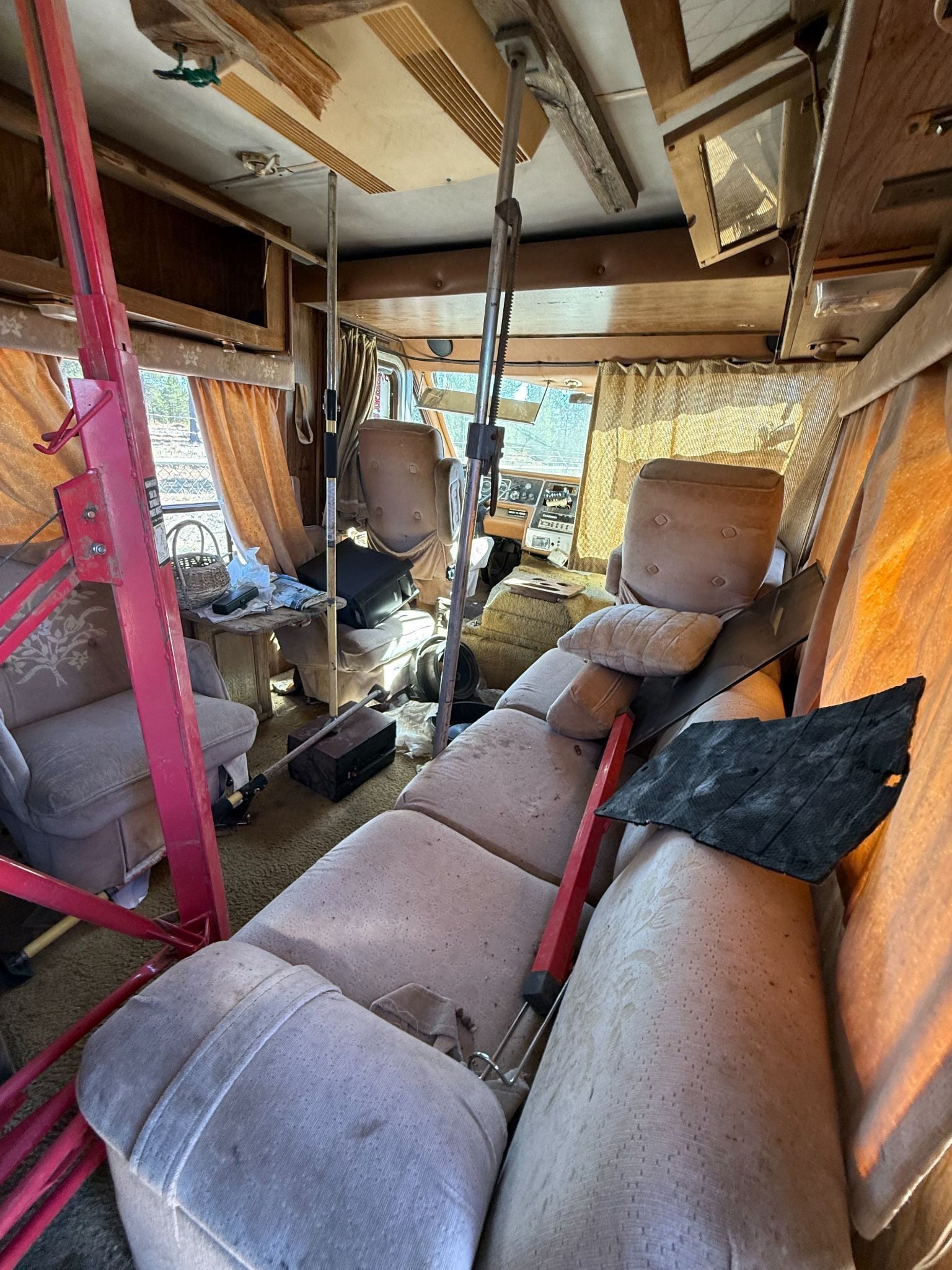 Coachmen, Class A Motorhome, Chevy P30 chassis, 7.4L 454 V8, 3-speed automatic, 178" wheelbase, Onan 6.5 RV - Image 6