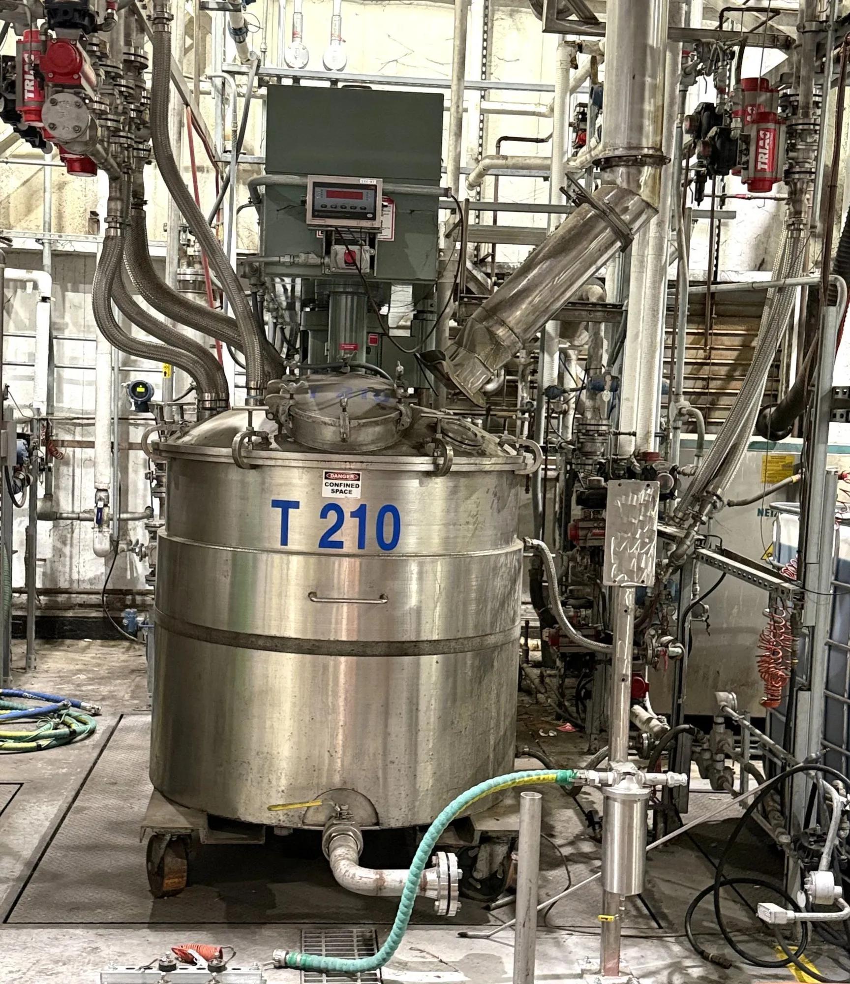 375 gallon Myers #V550A-20-40, Dual Shaft Vacuum Mixer, 316 stainless steel jacketed tank, disperser & sweep - Image 1