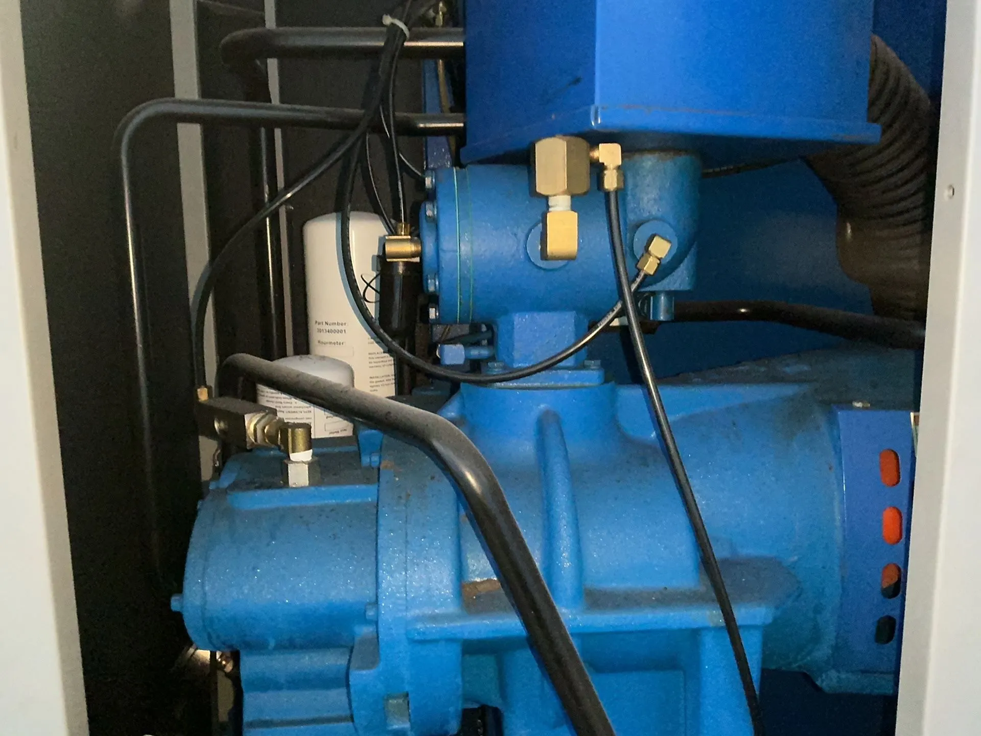 Quincy #QGD-25, rotary screw air compressor, 25 HP, 3525 RPM, 66 A, 200 V., 2011 - Image 2