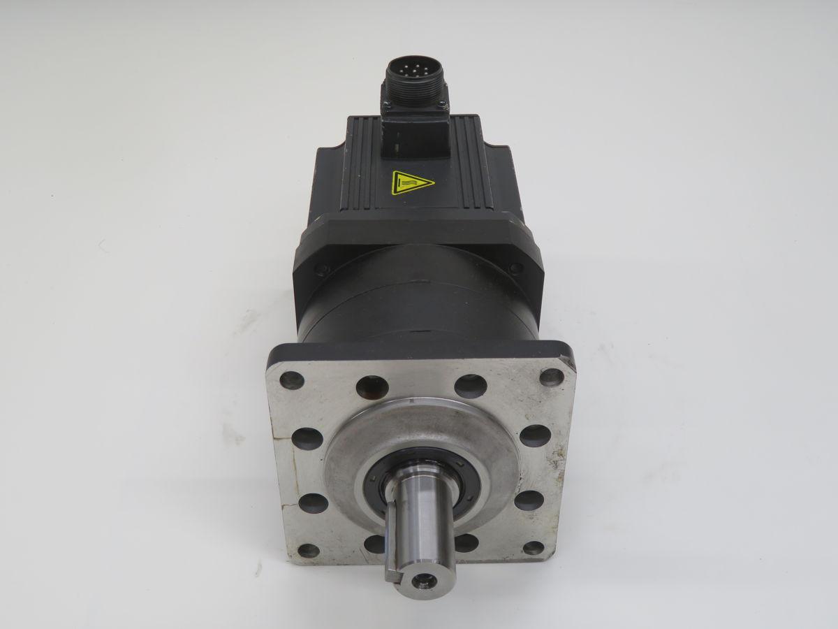 Mitsubishi #HC-SF153X-S2, AC servo motor, 1.5 KW, 4.77 Nm, 3000 RPM - Image 4