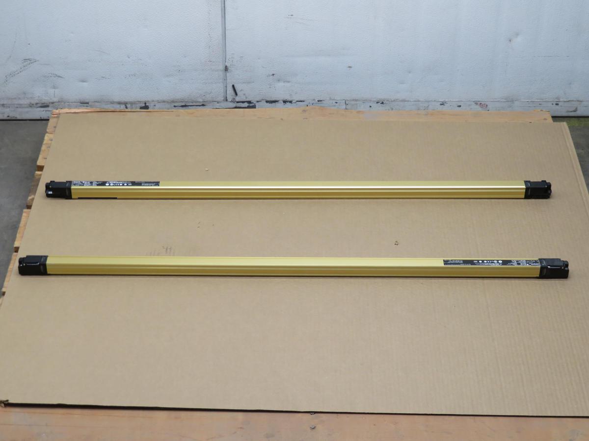 Panasonic #SF4B-H56, SF4B-H56 E and D light curtain sensors, 24 Volts DC, IP65, LOT of 2 - Image 4