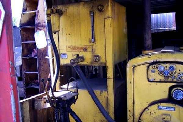 Little Mac, used stationary car crusher, 2 new head plates & guides, engine rebuilt - Image 3