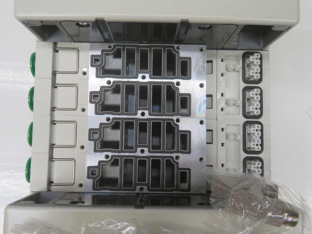 SMC #VV5QC41-04C12FSEAN-X132, VQC manifold, 4/5 port solenoid valve - Image 7