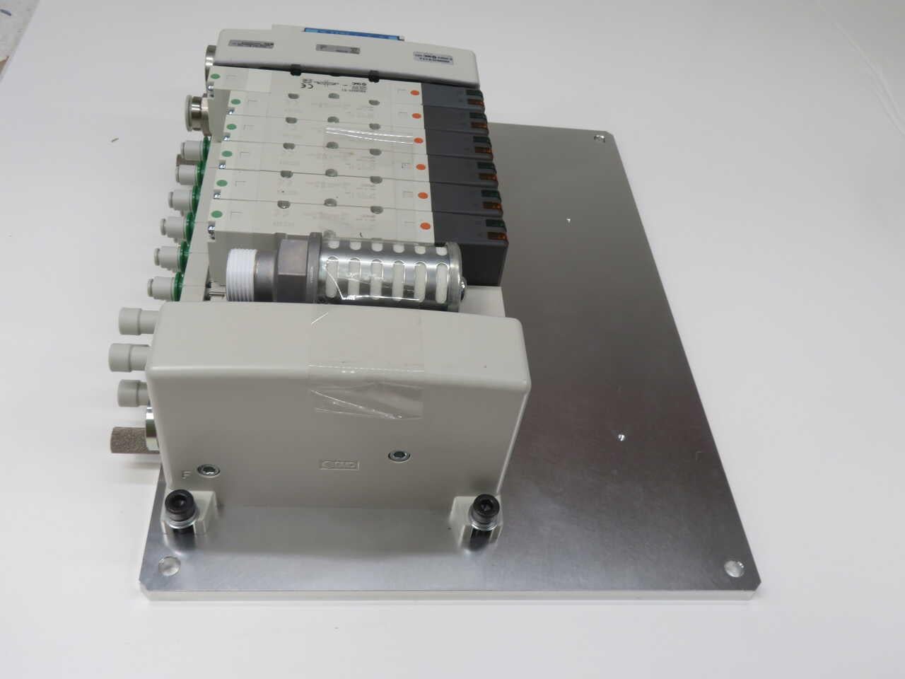 SMC #VV5QC41-08C12FSEAN-X132, VV5Q manifold, 4/5 port solenoid valve - Image 4